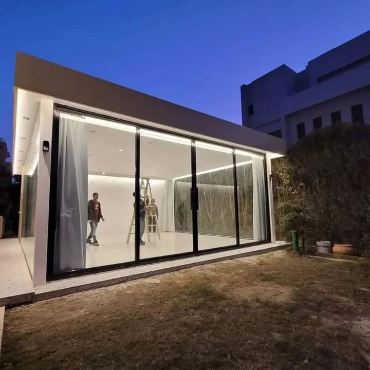 بناء مجالس خارجية وجهات زجاجية